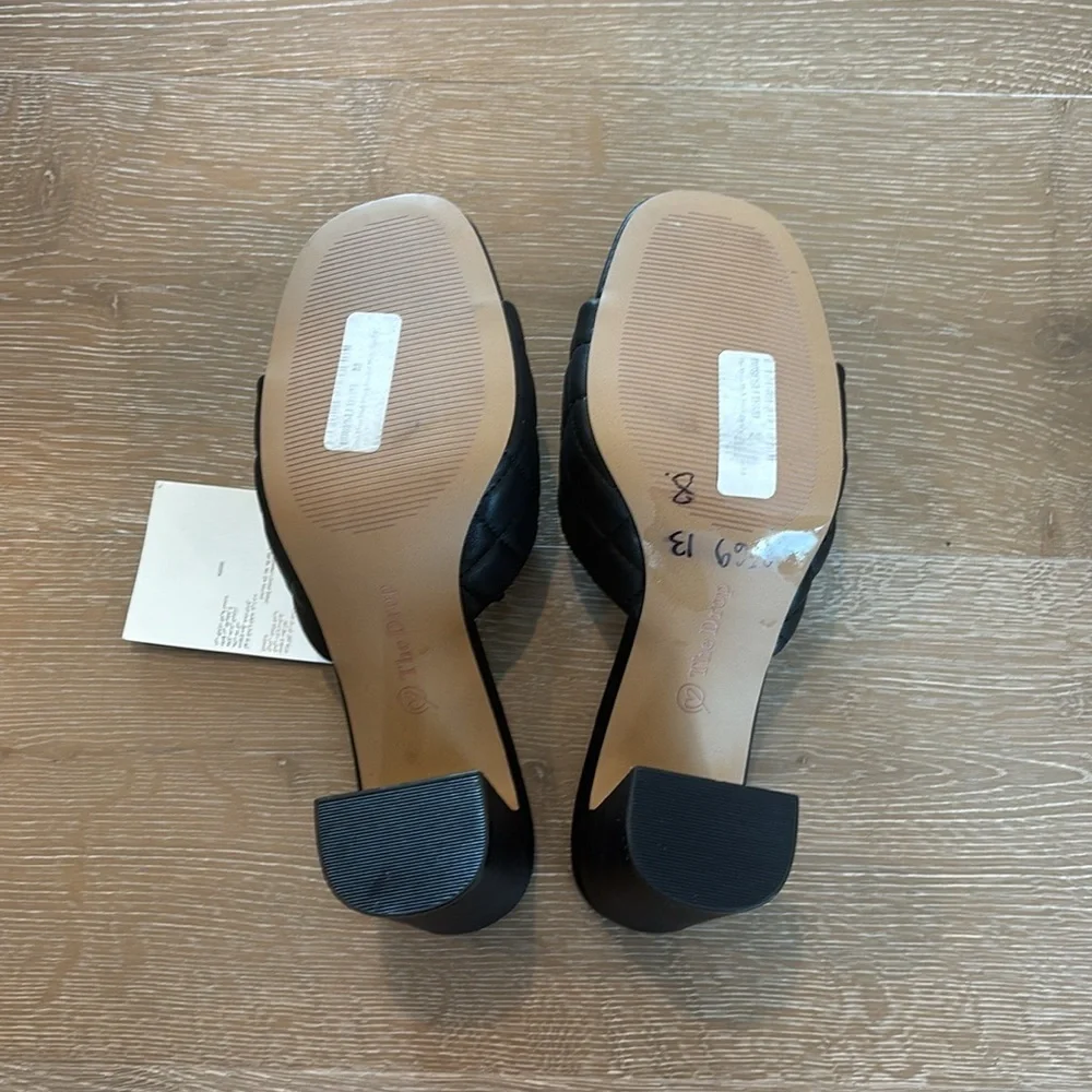 NWT Women's Black Quilted Slide Sandals 10 - Picture 6 of 6